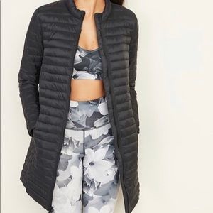 old navy lightweight puffer jacket